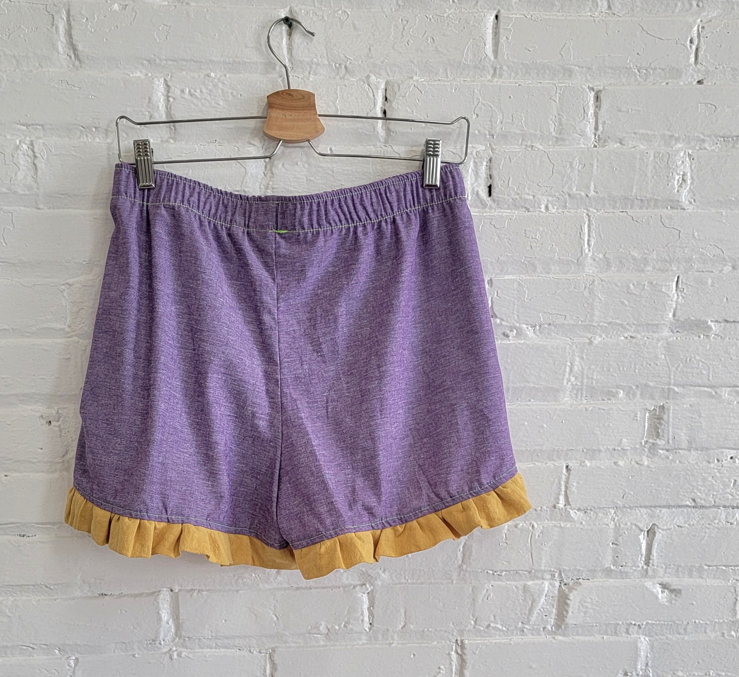 GILLS shorts, purple